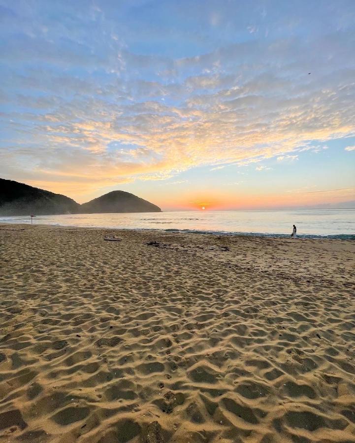 Apartamento Na Praia Grande Proximo A Feirinha E Mercado Ubatuba Bagian luar foto